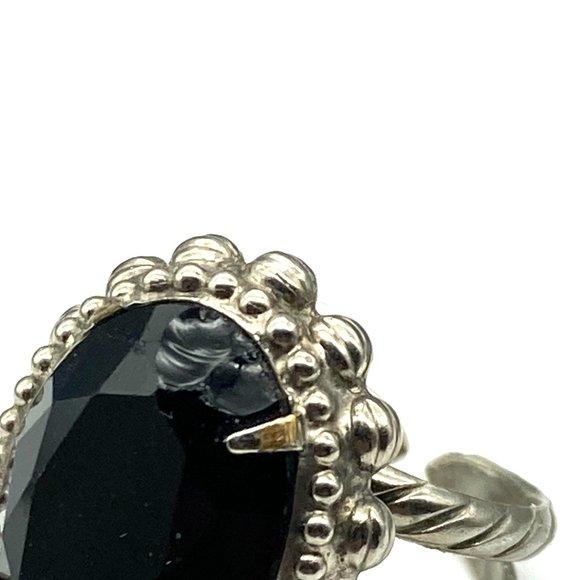 Sorrelli Camellia Ring, Adjustable Silver Tone Rope Band and Faceted Black Oval - Picture 7 of 8